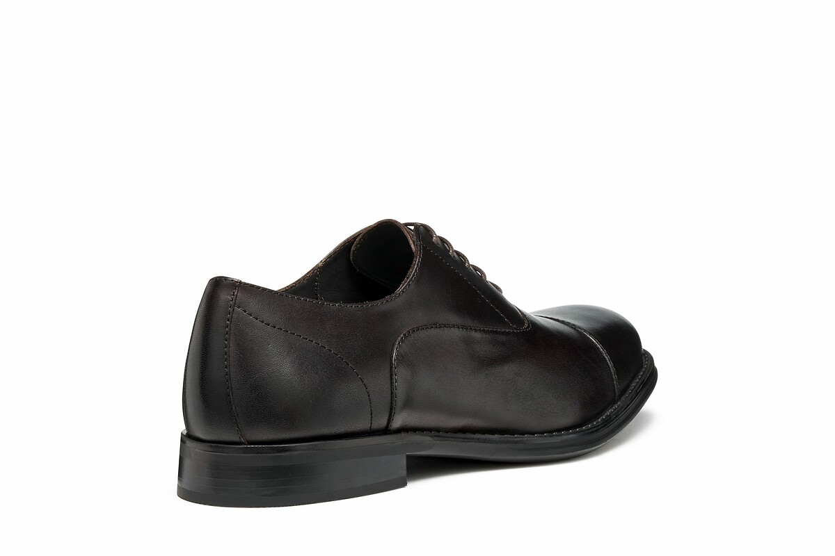 GEOX<br>Sapatos derby de couro respirável Barberigo