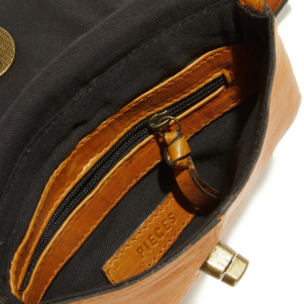 PEÇAS<br>Bolsa de couro totalmente real