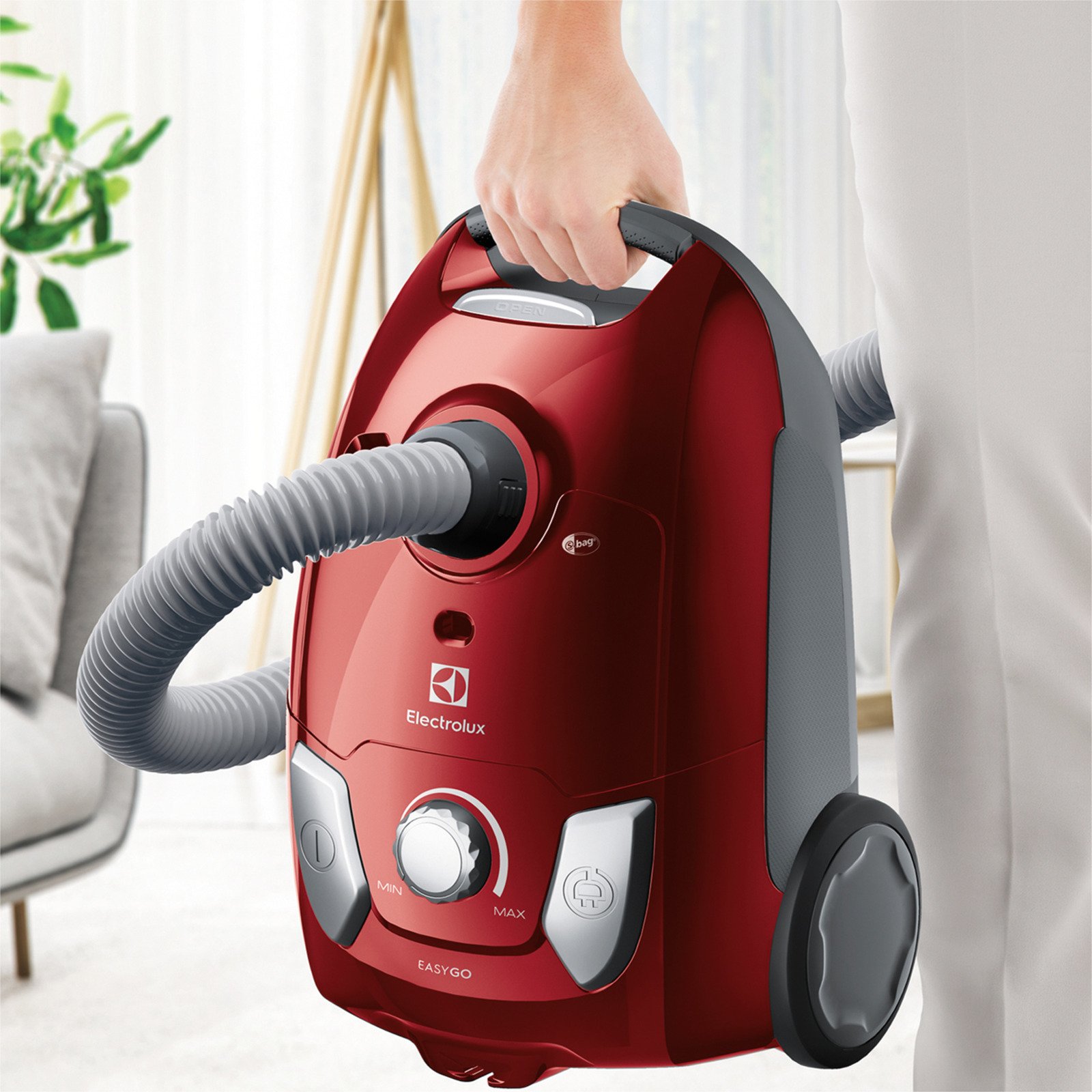 Electrolux Staubsauger EasyGo EEG43WR