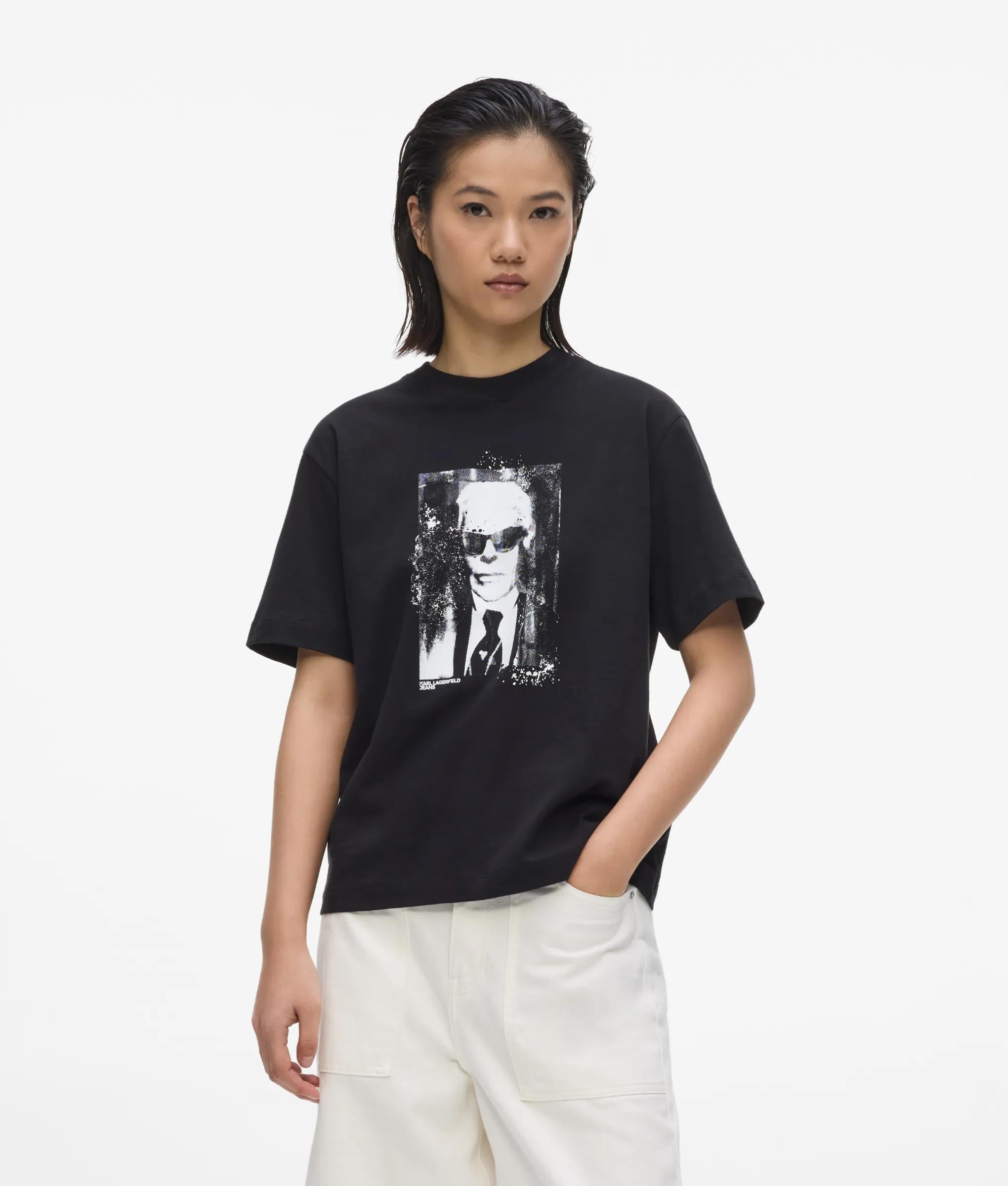 T-shirt met portret van Karl in normale pasvorm