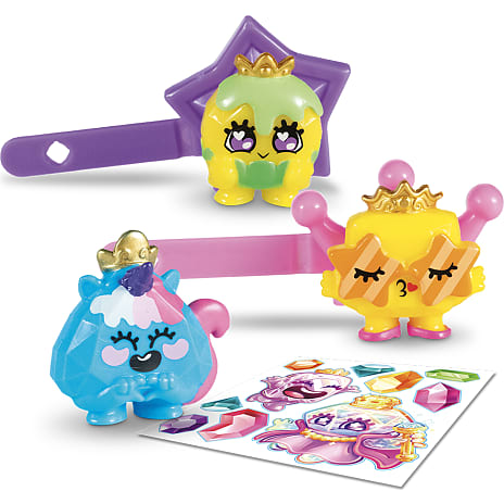 Pinky Promise Royal Carriage Surprise