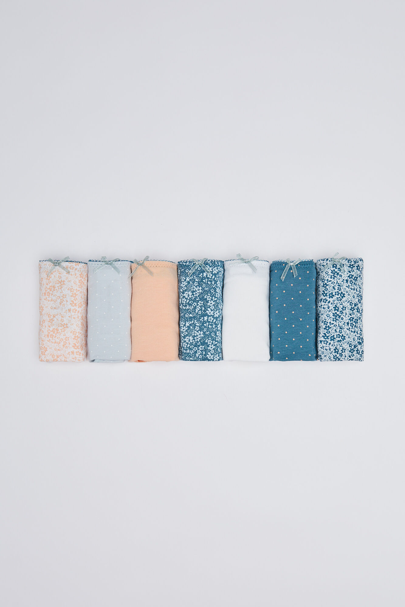 Pacote com 7 calcinhas de algodão estampadas - estampa