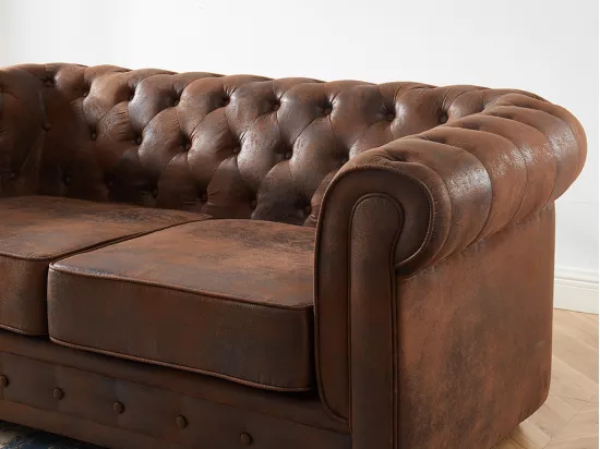 Canapé 2 places CHESTERFIELD en microfibre aspect cuir vieilli