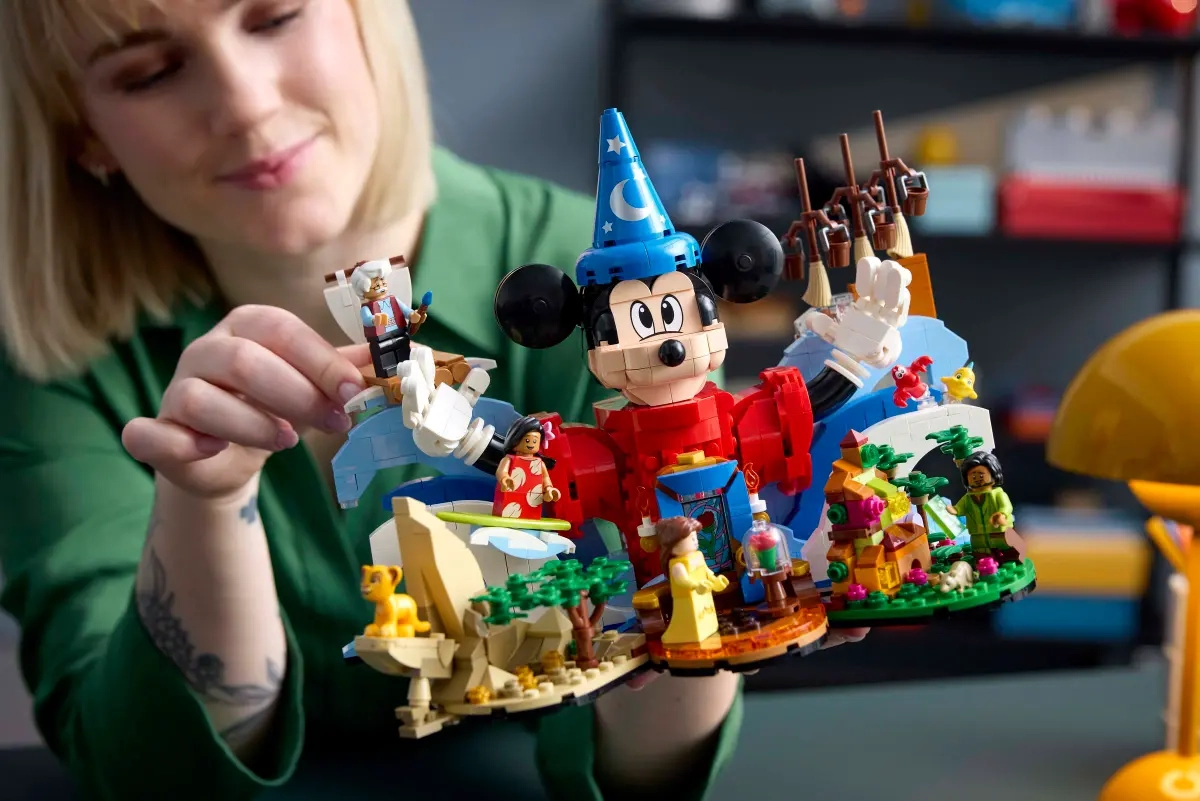 (1103-tlg. Set) Ideas Klemmbausteine Spielzeug Bausatz (21352) Lizenziert - Disney Magie