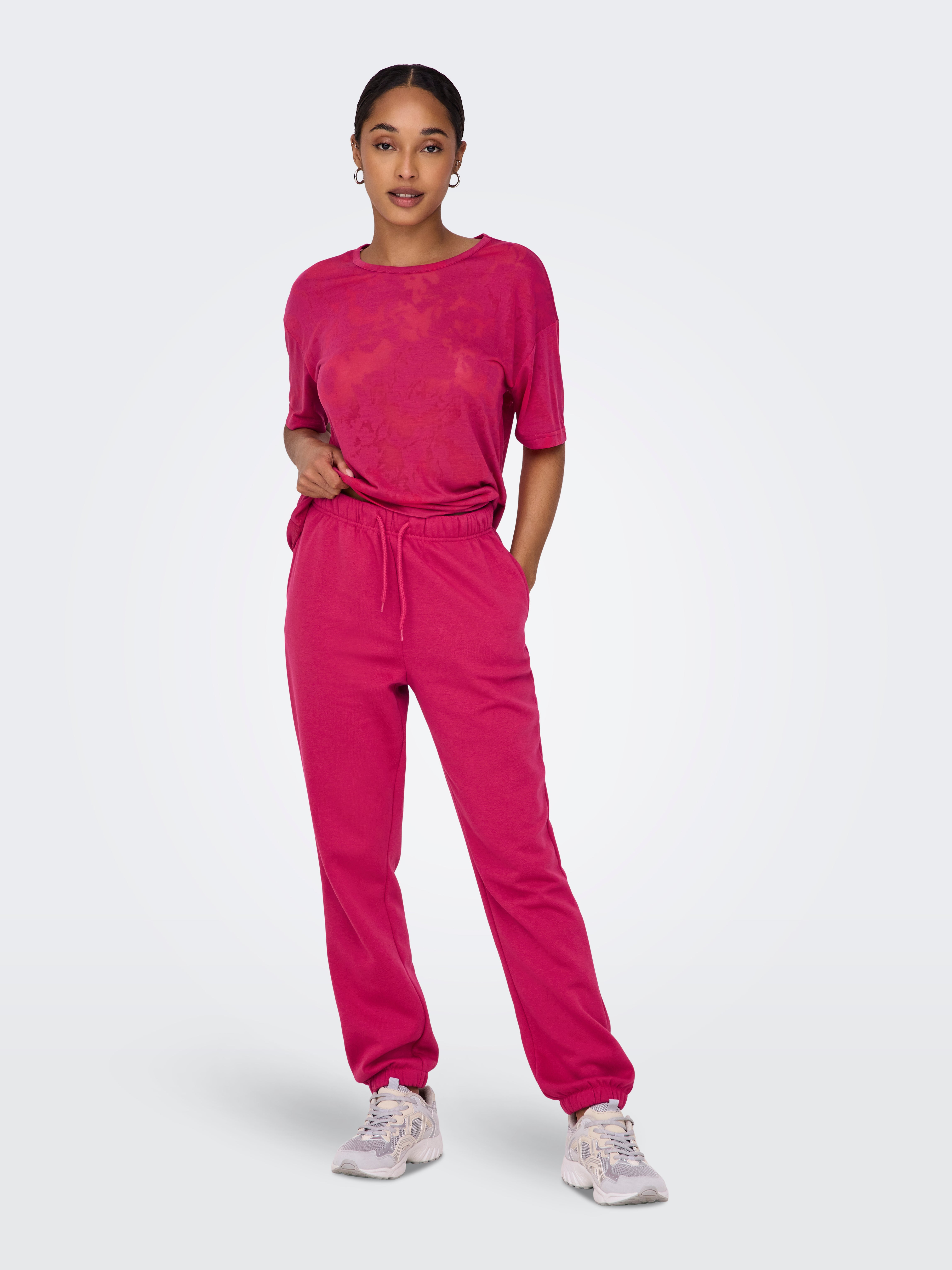 ONPCOMFORT Mittlere Taille Normal geschnitten Jogginghose Granita