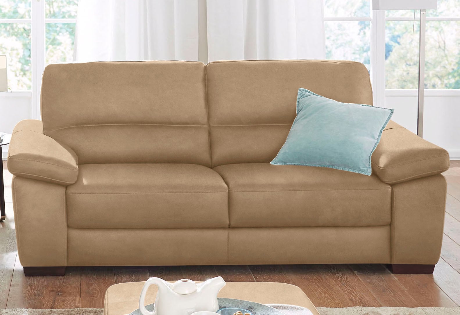 CALIA ITALIA 2-Sitzer »Gaia, Sofa im edlen Design und mit erstklassigem Sitzkomfort« aus pflegeleichtem Luxus-Microfaser Ginevra Hydro Care