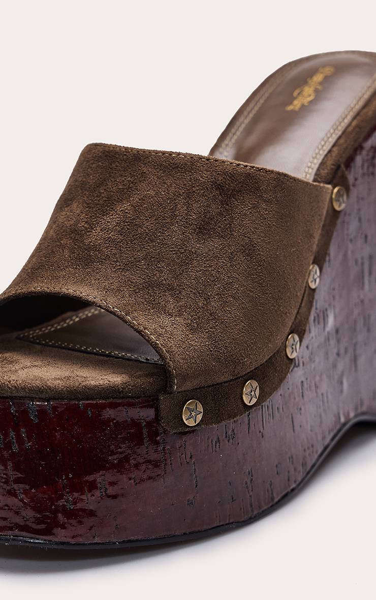 Kaki Mules Compensées À Clous En Synthétique
