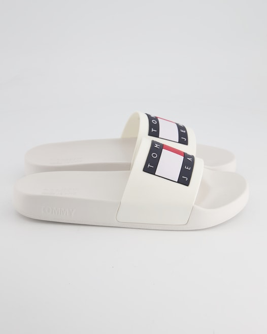 Tommy Hilfiger Jeans Flag Pool Slide Pantoletten in Weiß
