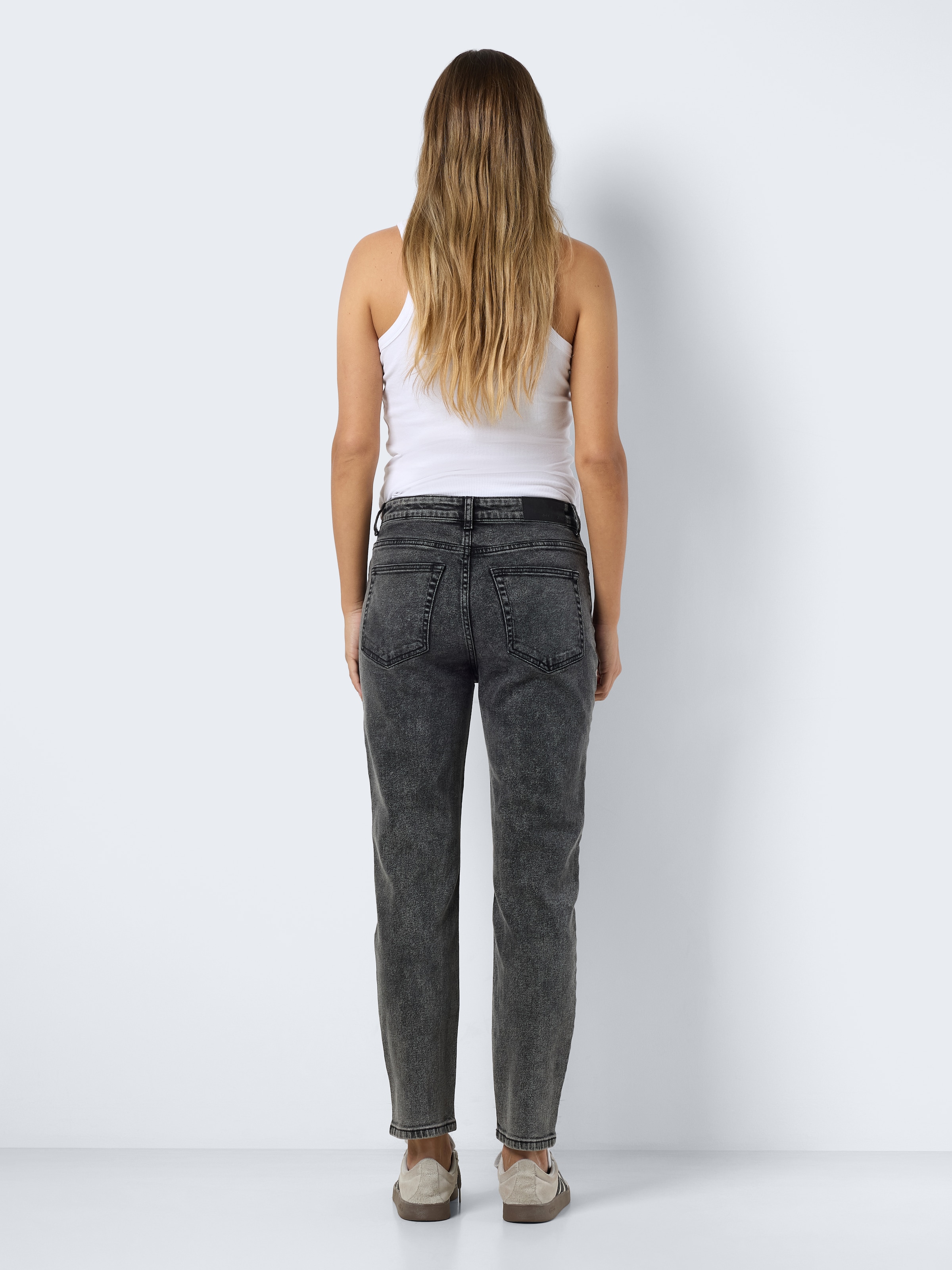 Noisy may High-waist-Jeans »NMMONI HW STRAIGHT ANK ACID AZ391DG NOOS«