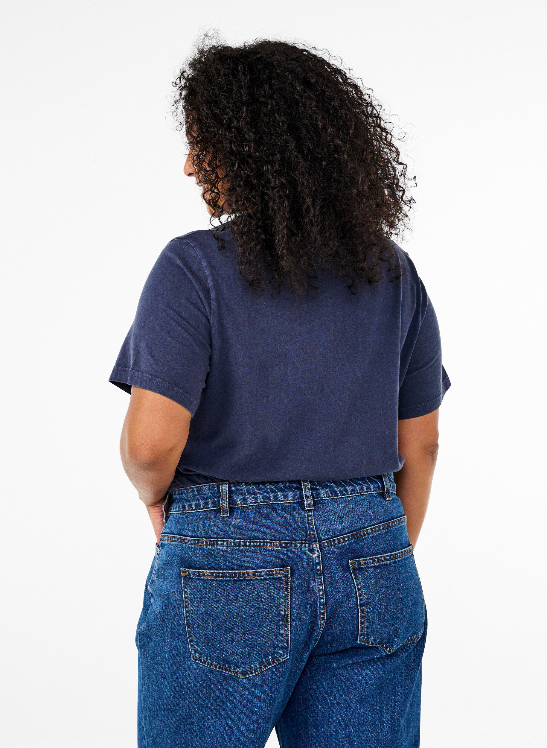 T-shirt med eyelets og print