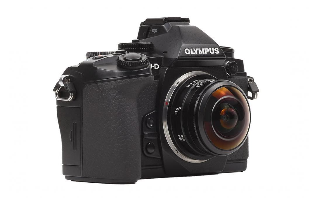 Festbrennweite 4 mm F/2.8 Fisheye – Fujifilm X-Mount<br>Für spektakuläre Fischauge-Aufnahmen