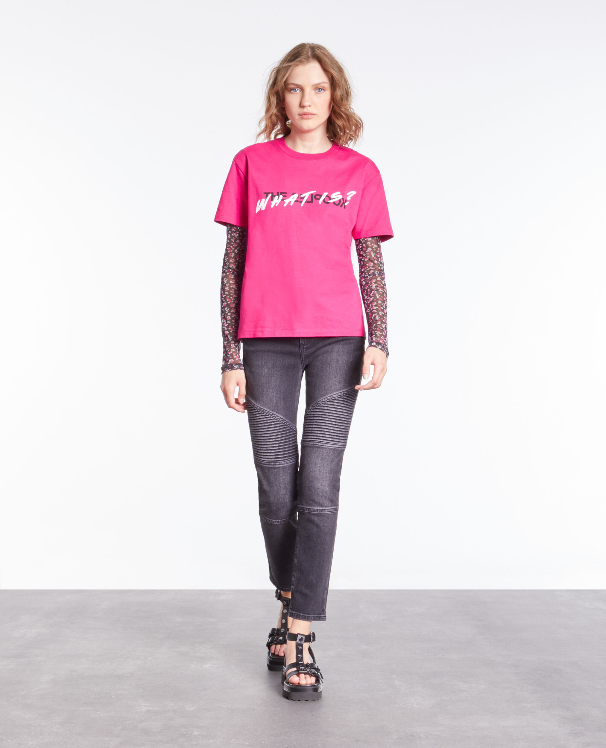 T-shirt What is fuchsia