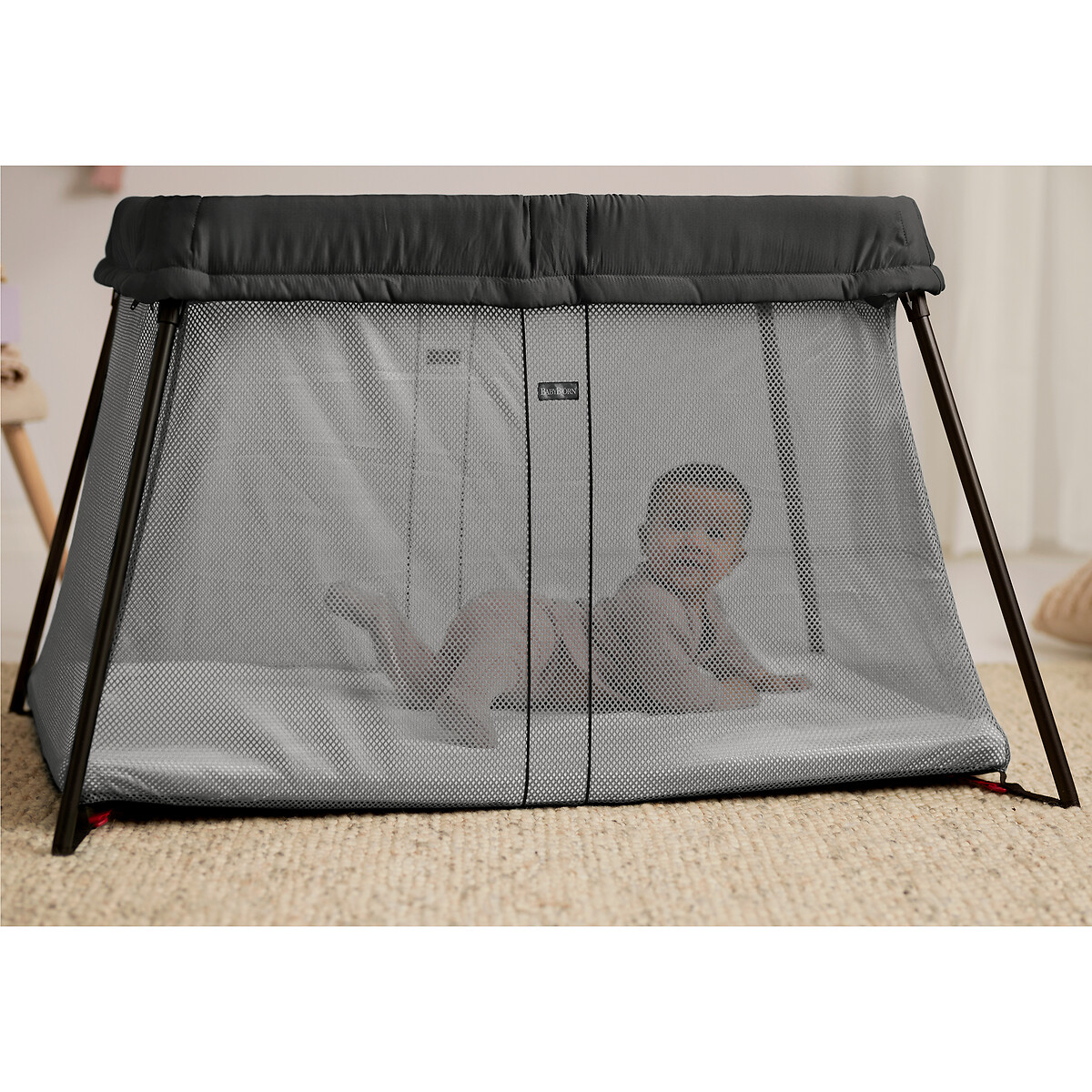 BABYBJORN<br>Reisbed light