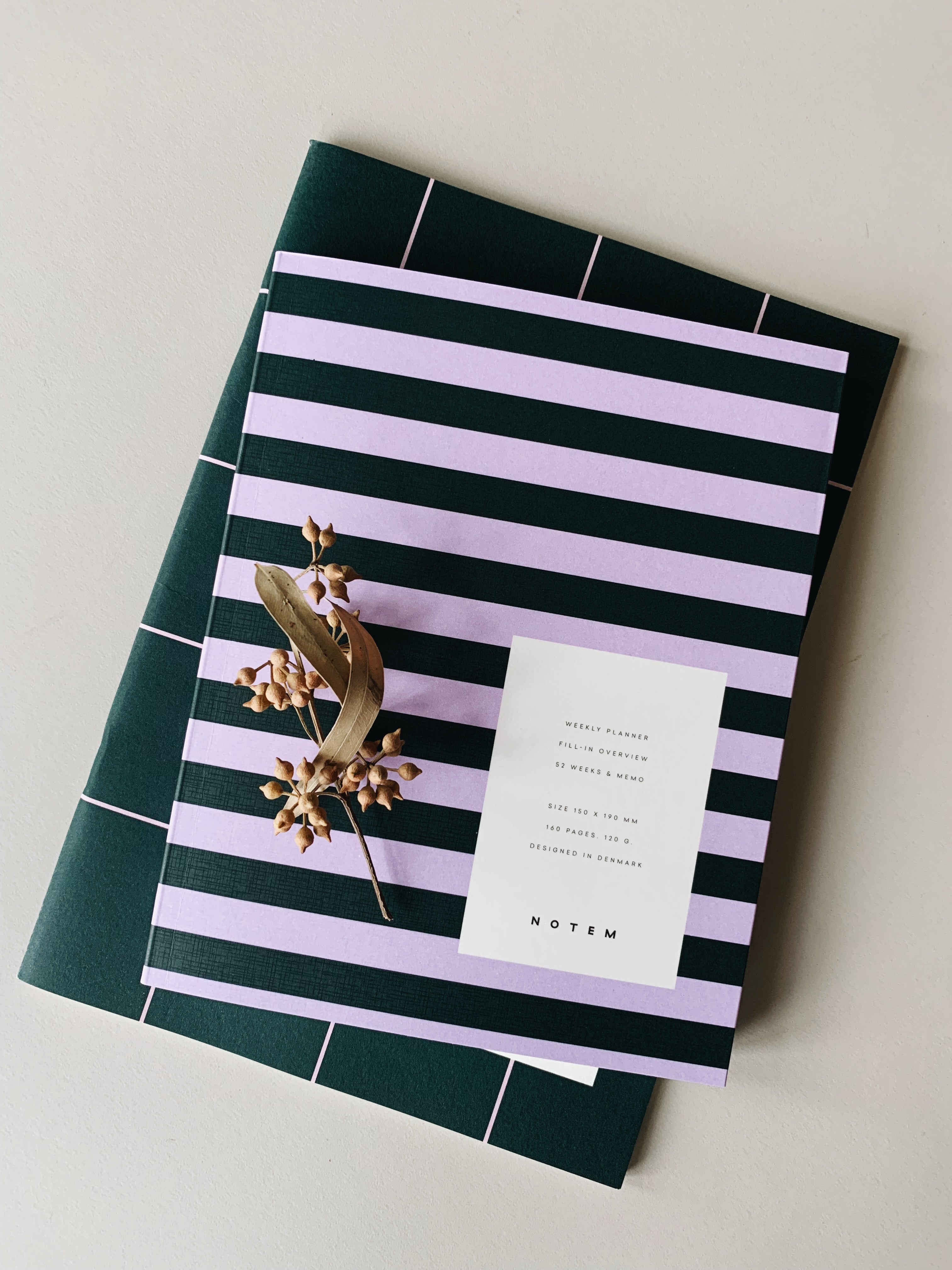 Notem  UMA Flat Lay Weekly Planner bog, medium - Green & Rose