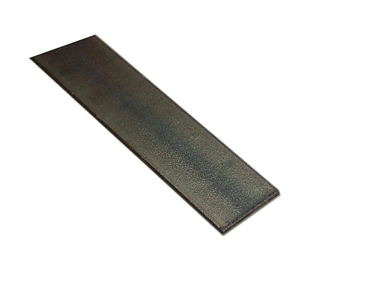Plat acier étiré verni 16 x 2 mm, 1 m
