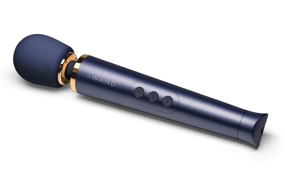 le Wand Petite Navy