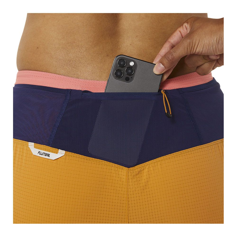 Asics FUJITRAIL™ 2-N-1 - Short Femme sandstorm/papaya