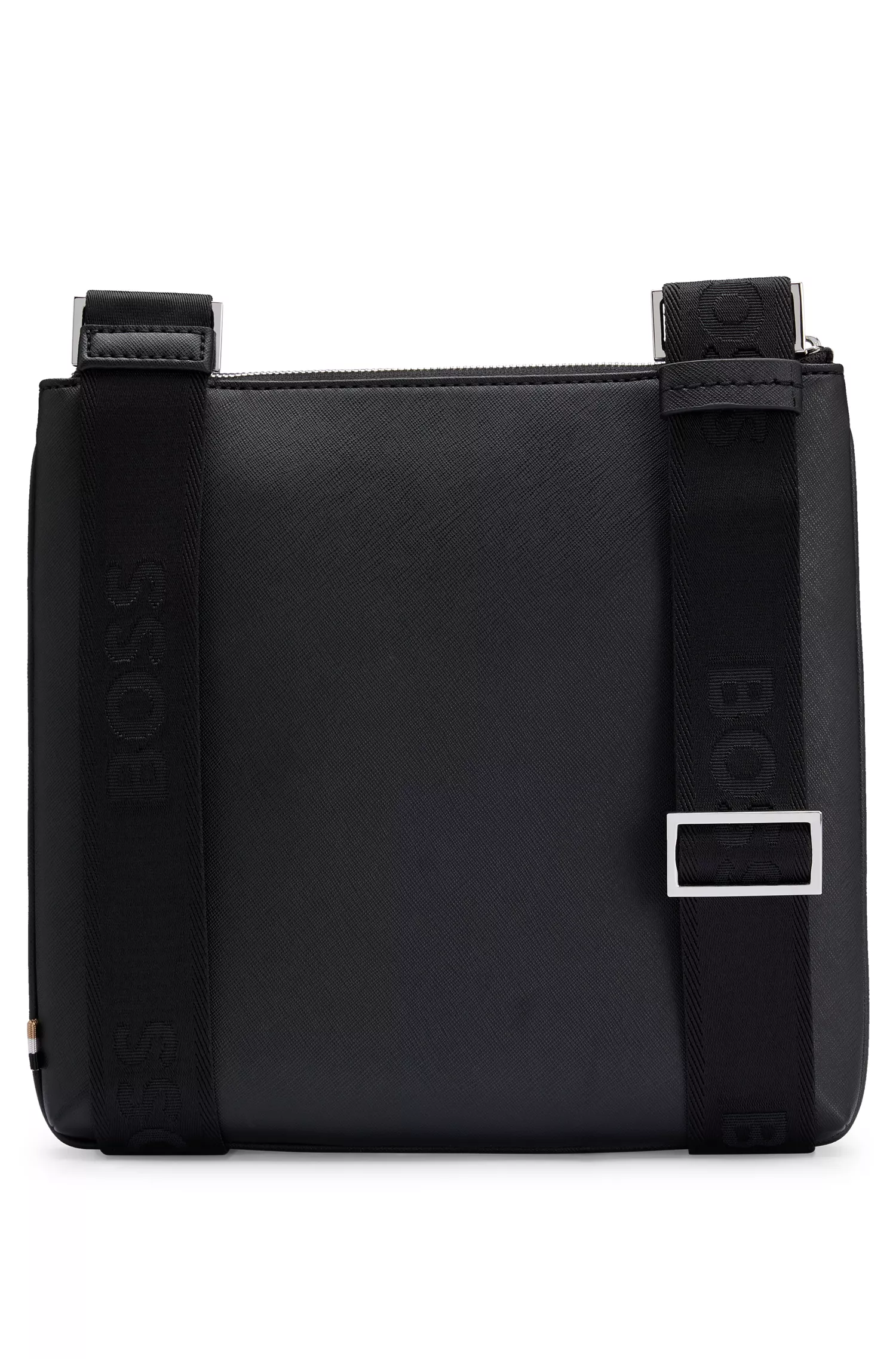 Bolsa BOSS preta em formato de envelope com listra característica e detalhe do logotipo.