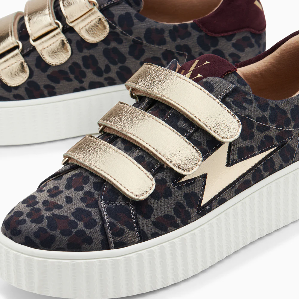 Sneakers-Baskets éclair Maëlle léopard et or à scratchs