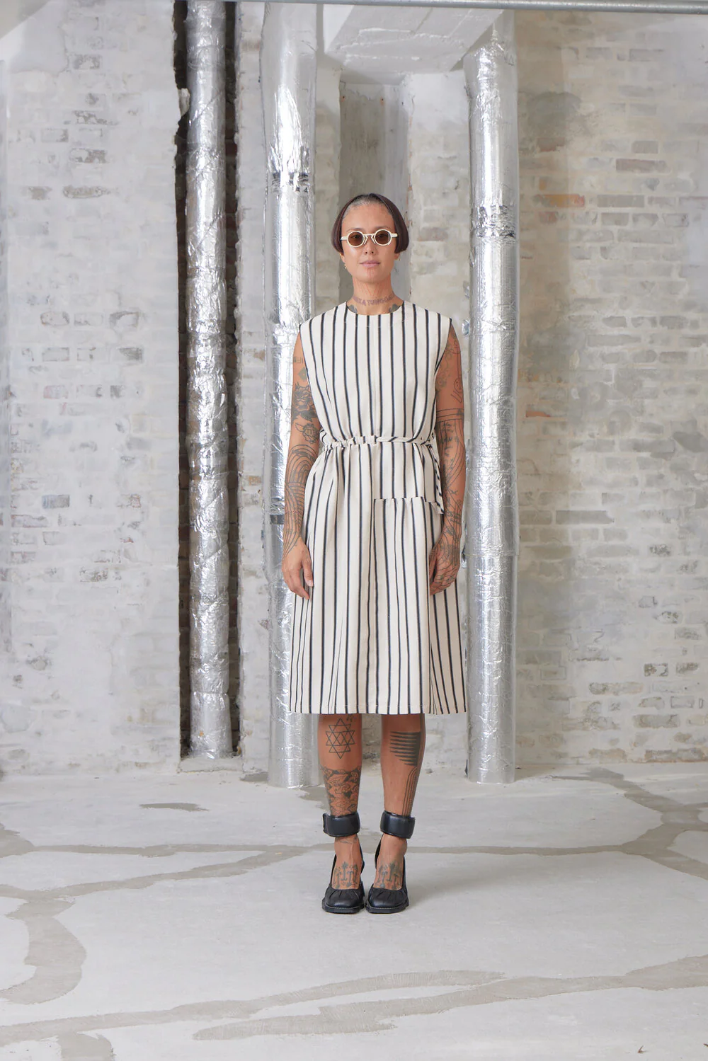 Henrik Vibskov  Mismatch midikjole - Creme Black Stripes