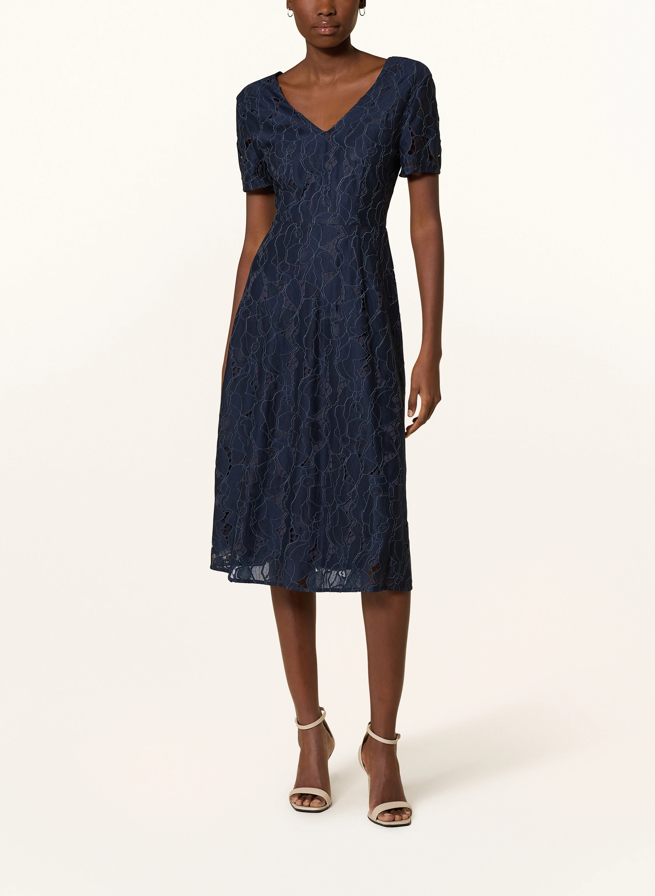 s.Oliver BLACK LABEL Spitzenkleid