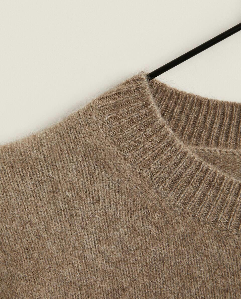 SUÉTER CURTO DE CASHMERE