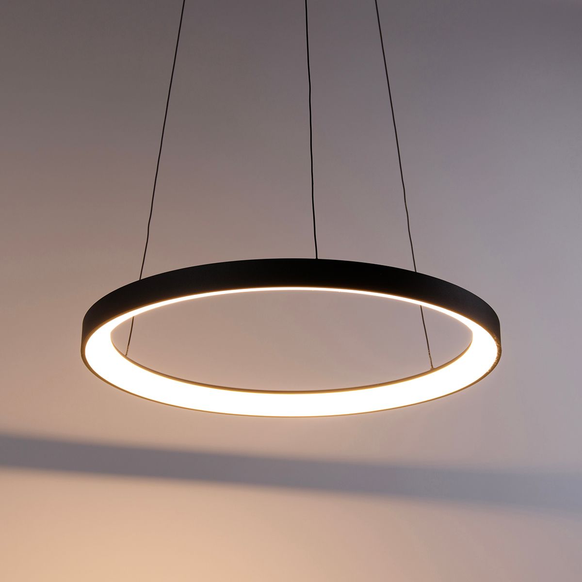 Design hanglamp zwart incl. LED dimbaar easylift - Hoop