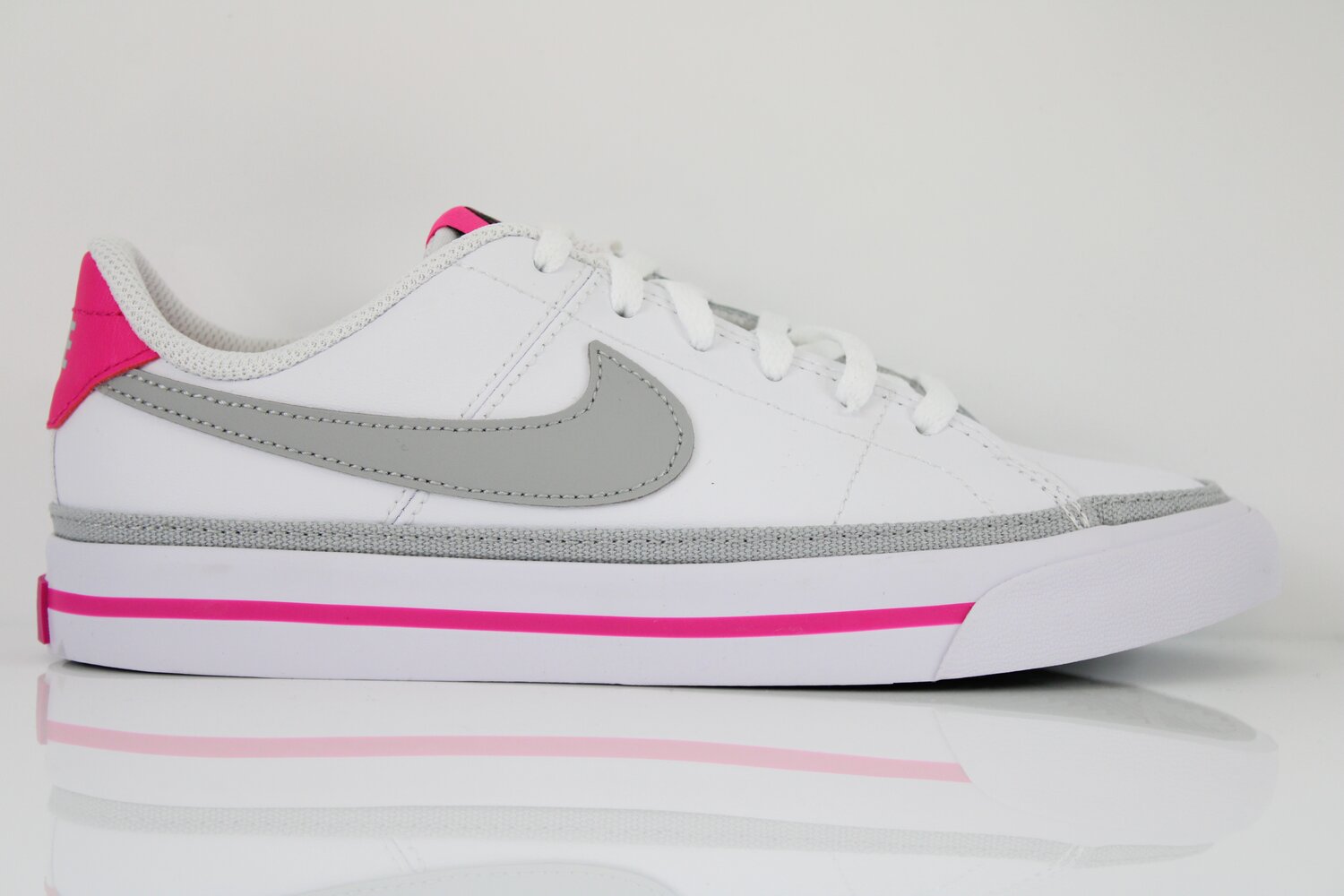 Nike Sneaker