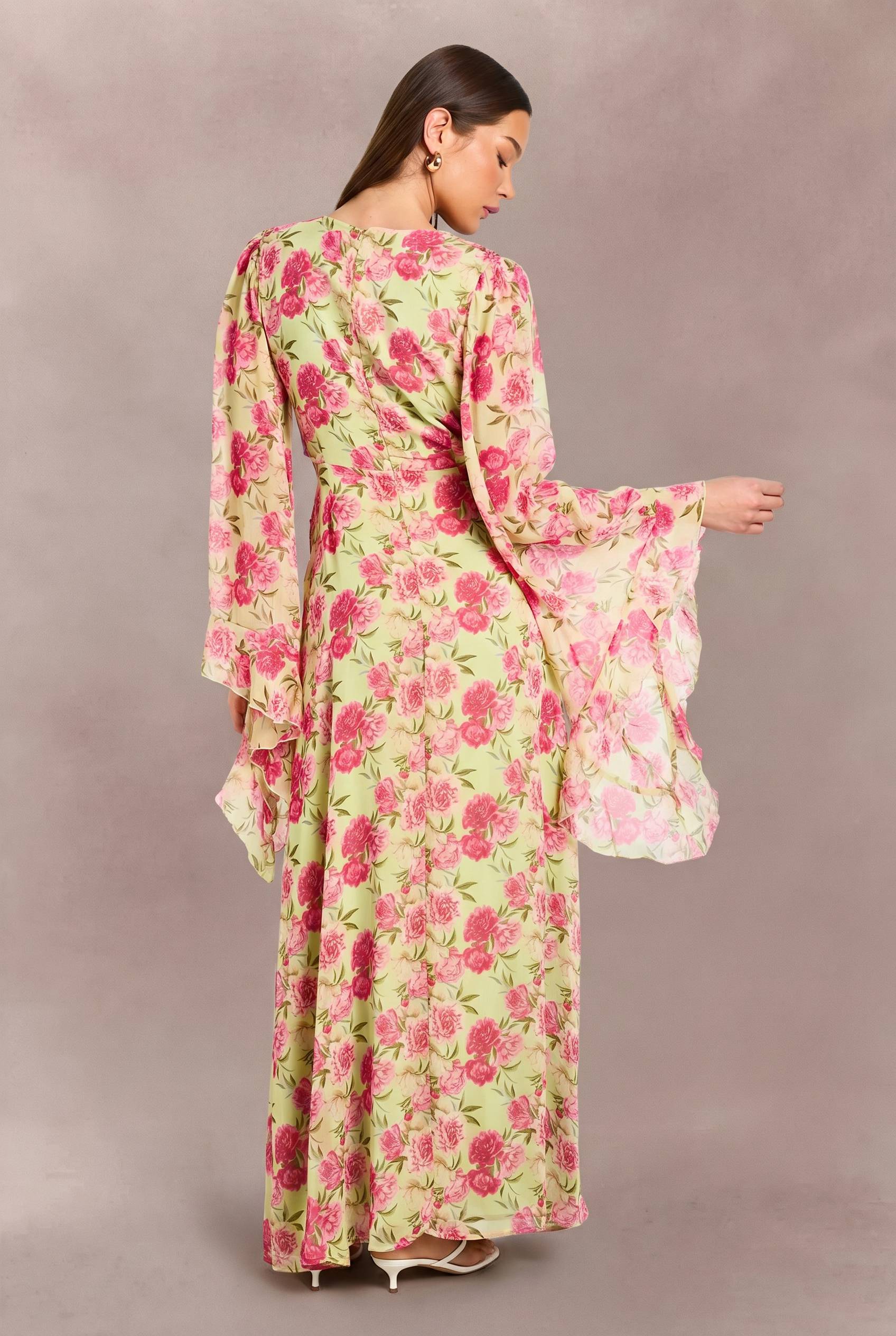 boohoo Robe Maxi Longue En Mousseline À Imprimé Floral Et Décolleté Plongeant