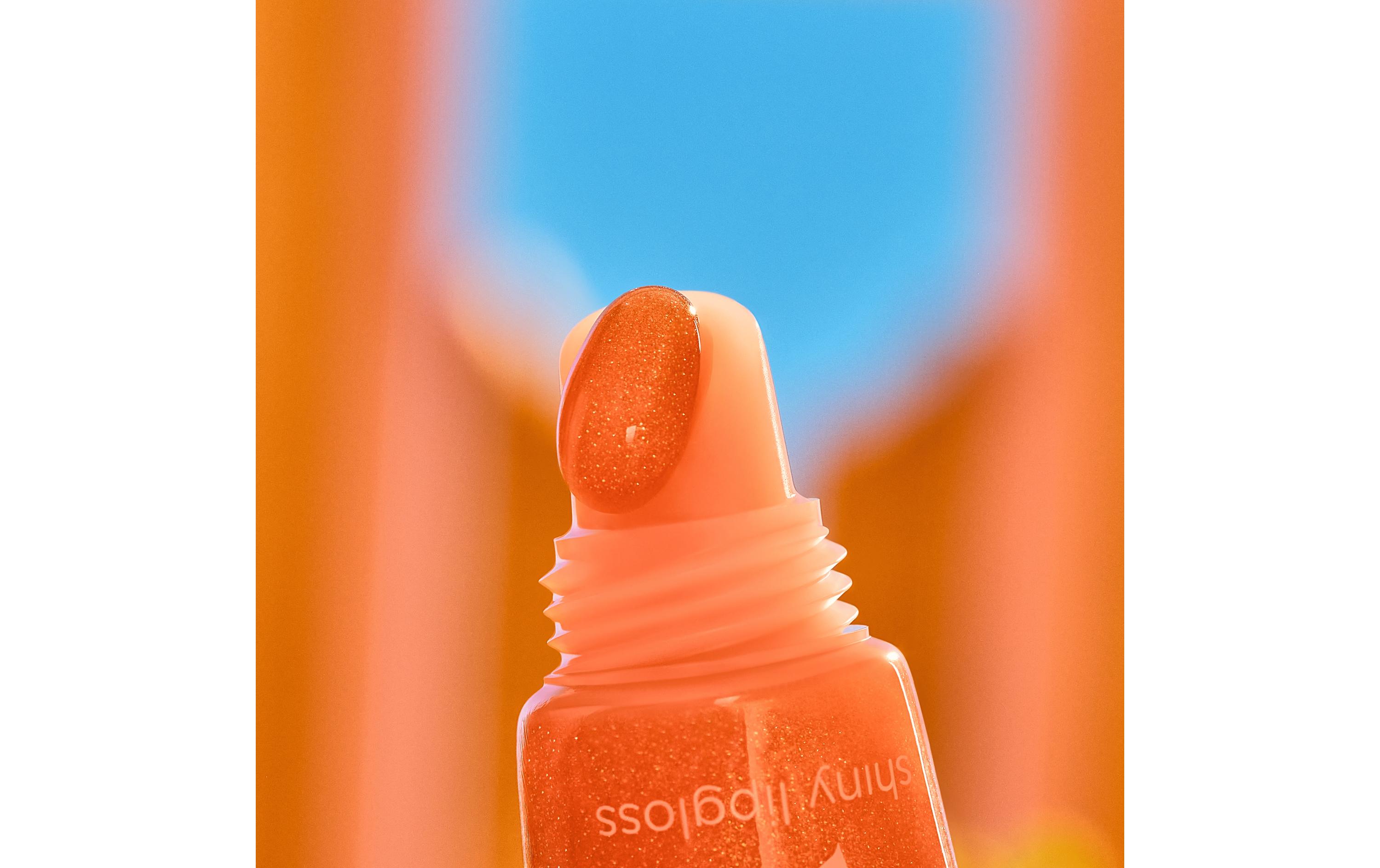 Lip Gloss Yee Haw! Shiny It's Me, HowdyHochglanz-Finish mit goldenem Schimmer