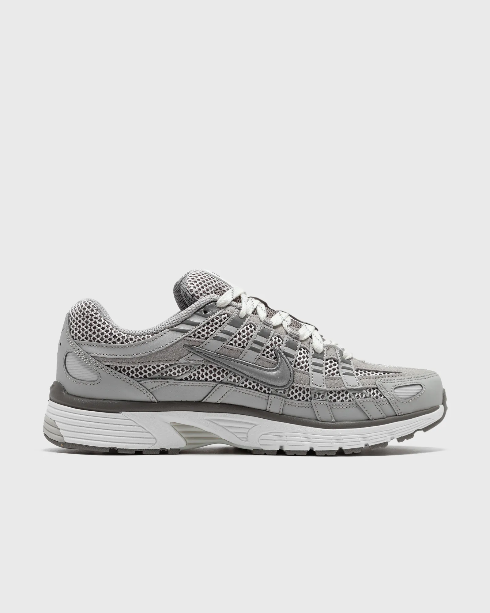 Nike P-6000 PRM