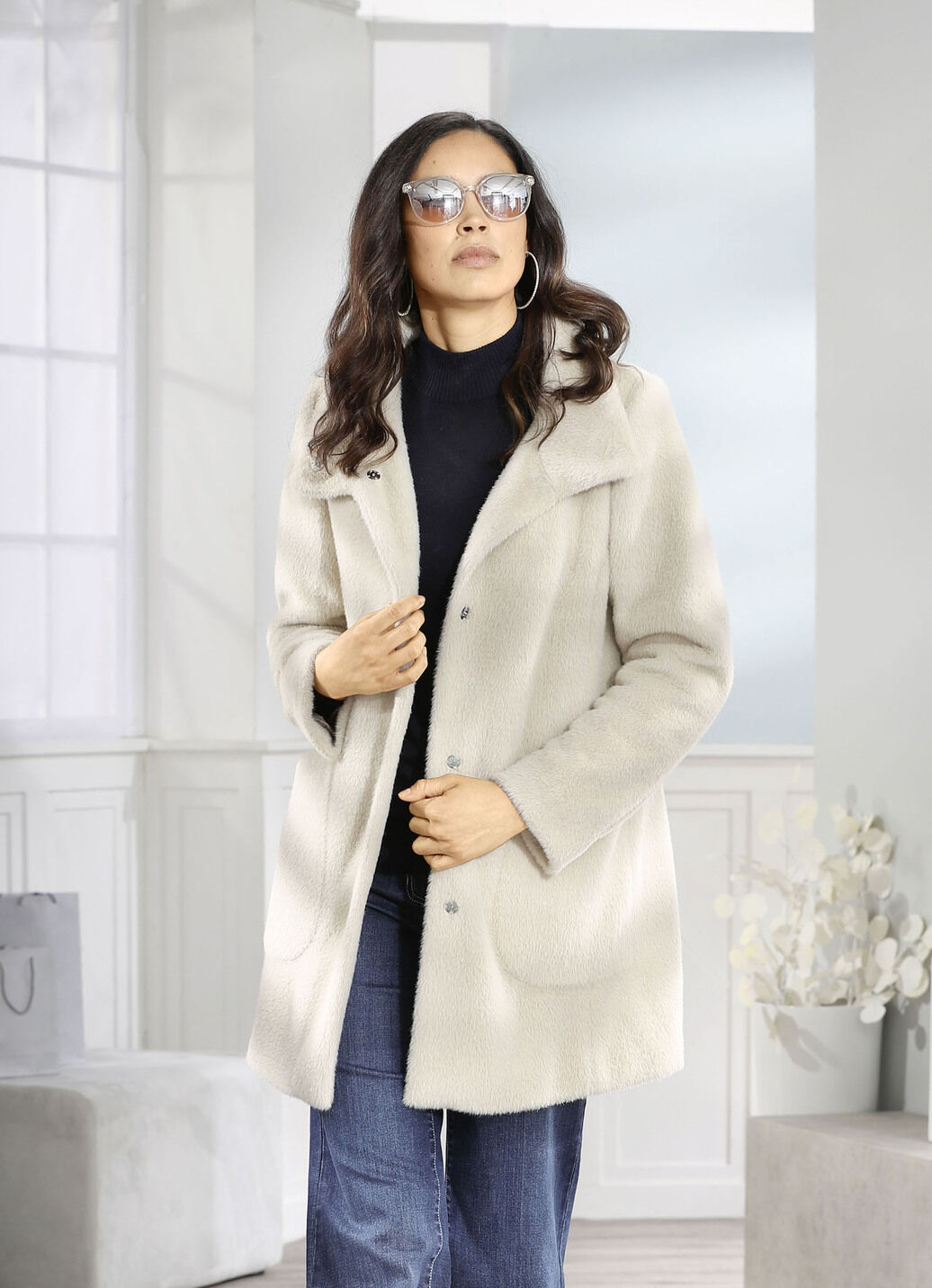 Jacke mit aparter Kragenlösung