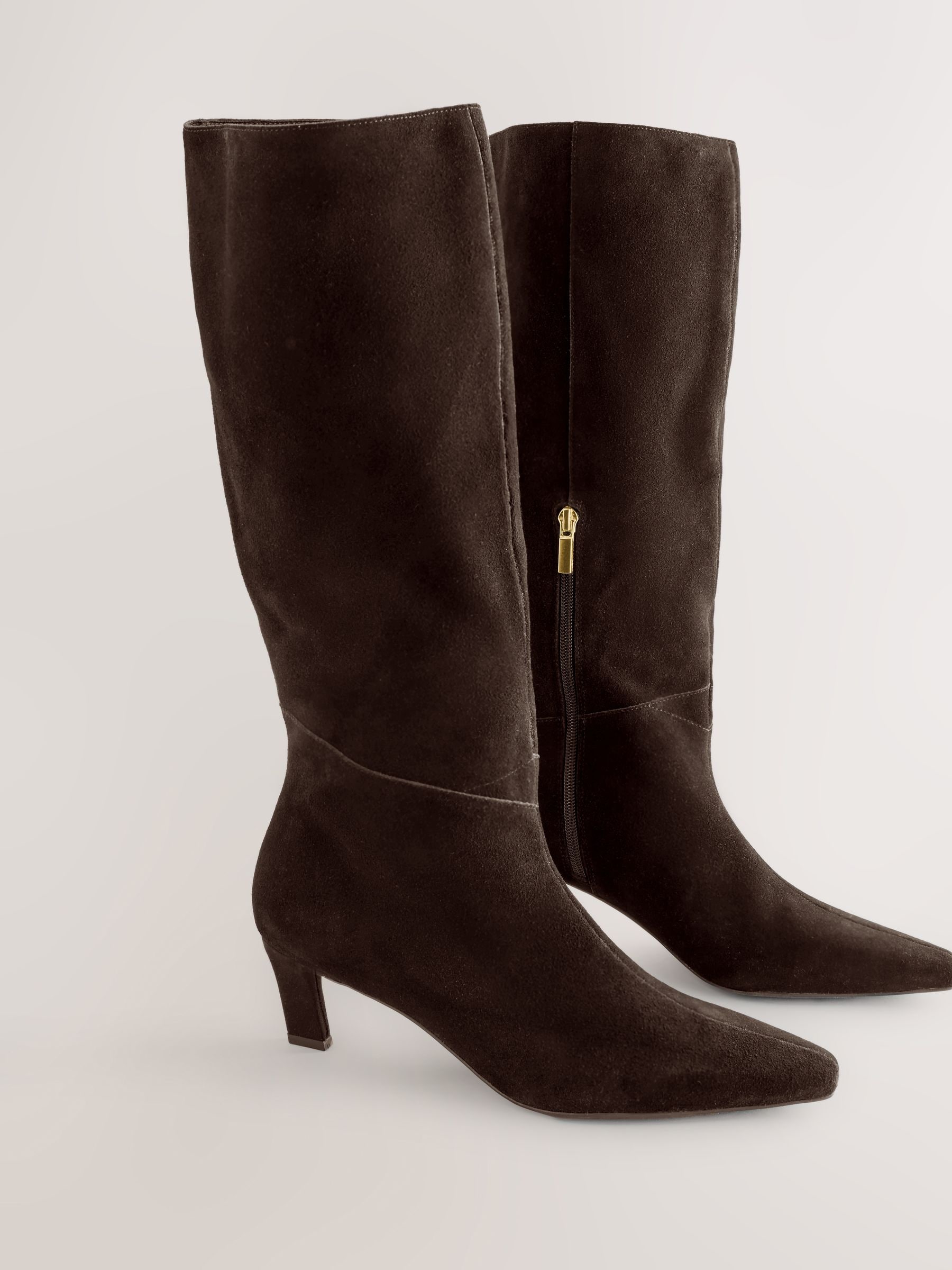 Chocoladebruin suède - Forever Comfort® Knee High Chisel Toe Heeled Boots