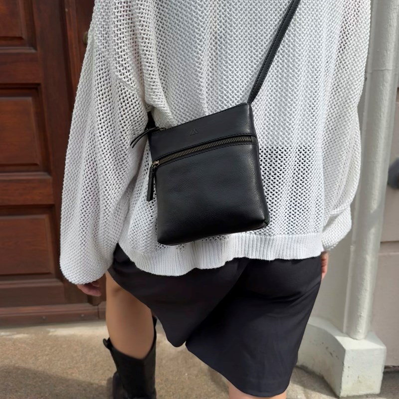 Markberg<br>Crossbody Arlo