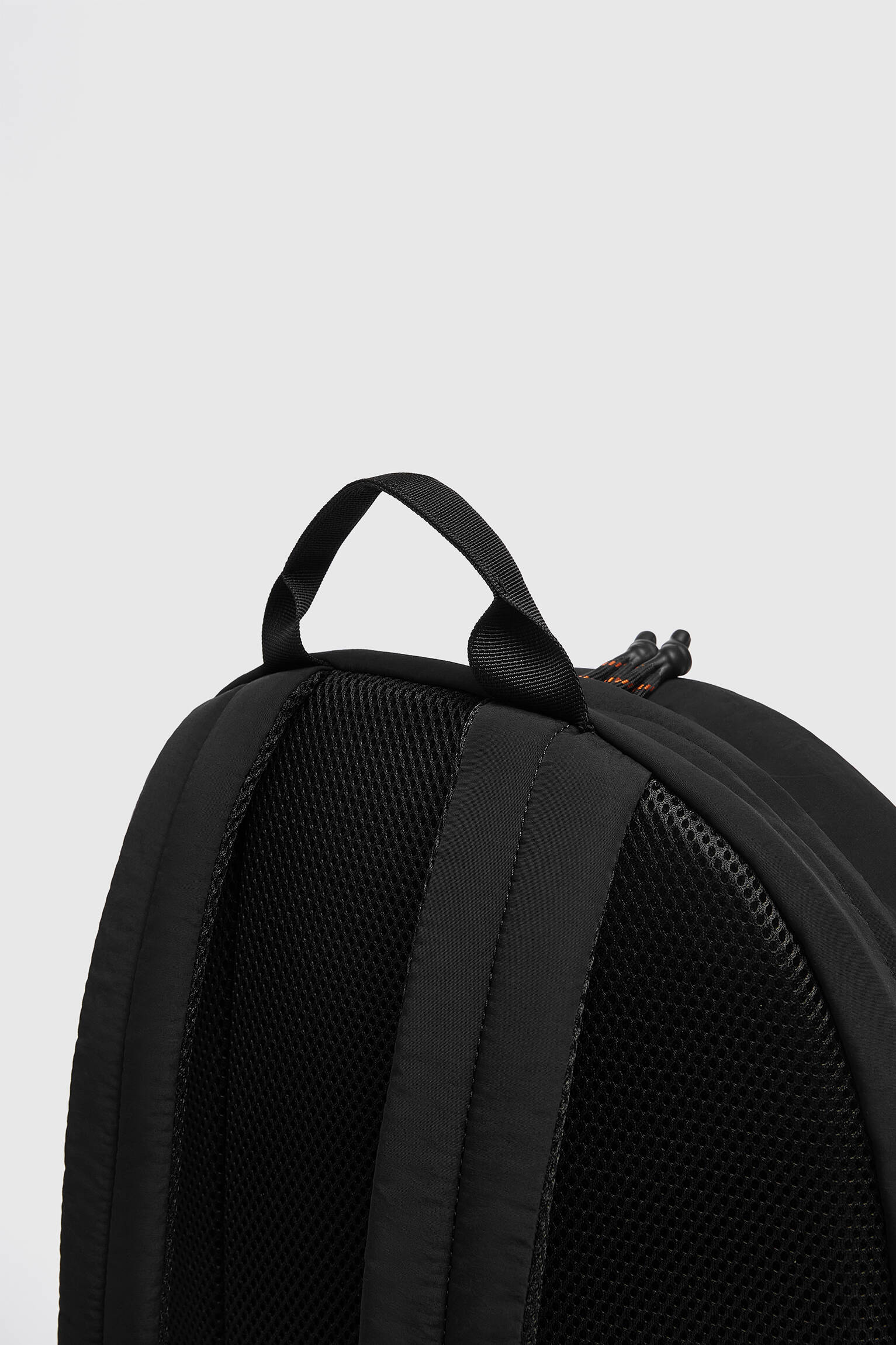 MOCHILA TÉCNICA - PRETA