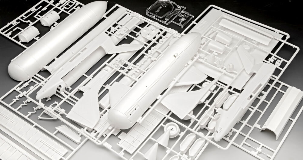 Geschenkset Space Shuttle& Booster Rockets, 40th. , Revell Modellbausatz mit Basiszubehör