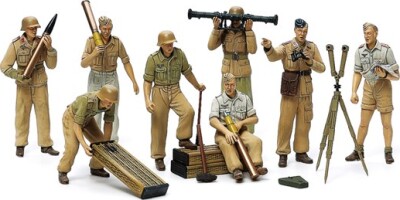 Tamiya - Military Miniatures German Africa Corps Crew - Model Figurer - 1:35 - 35343