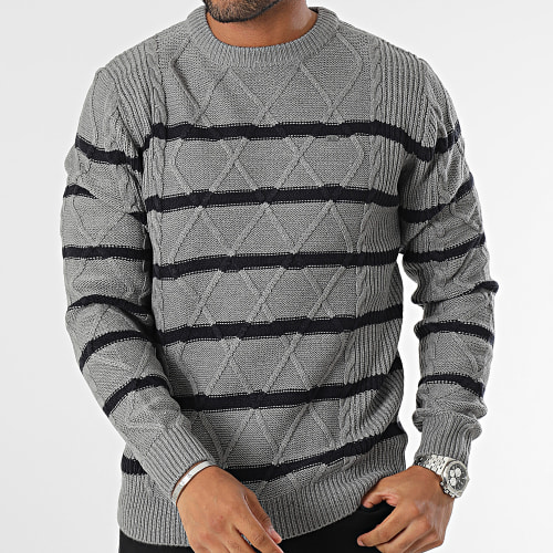 Pull Gris