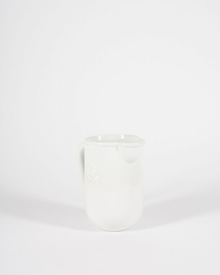Niko June KANTNE PITCHER White