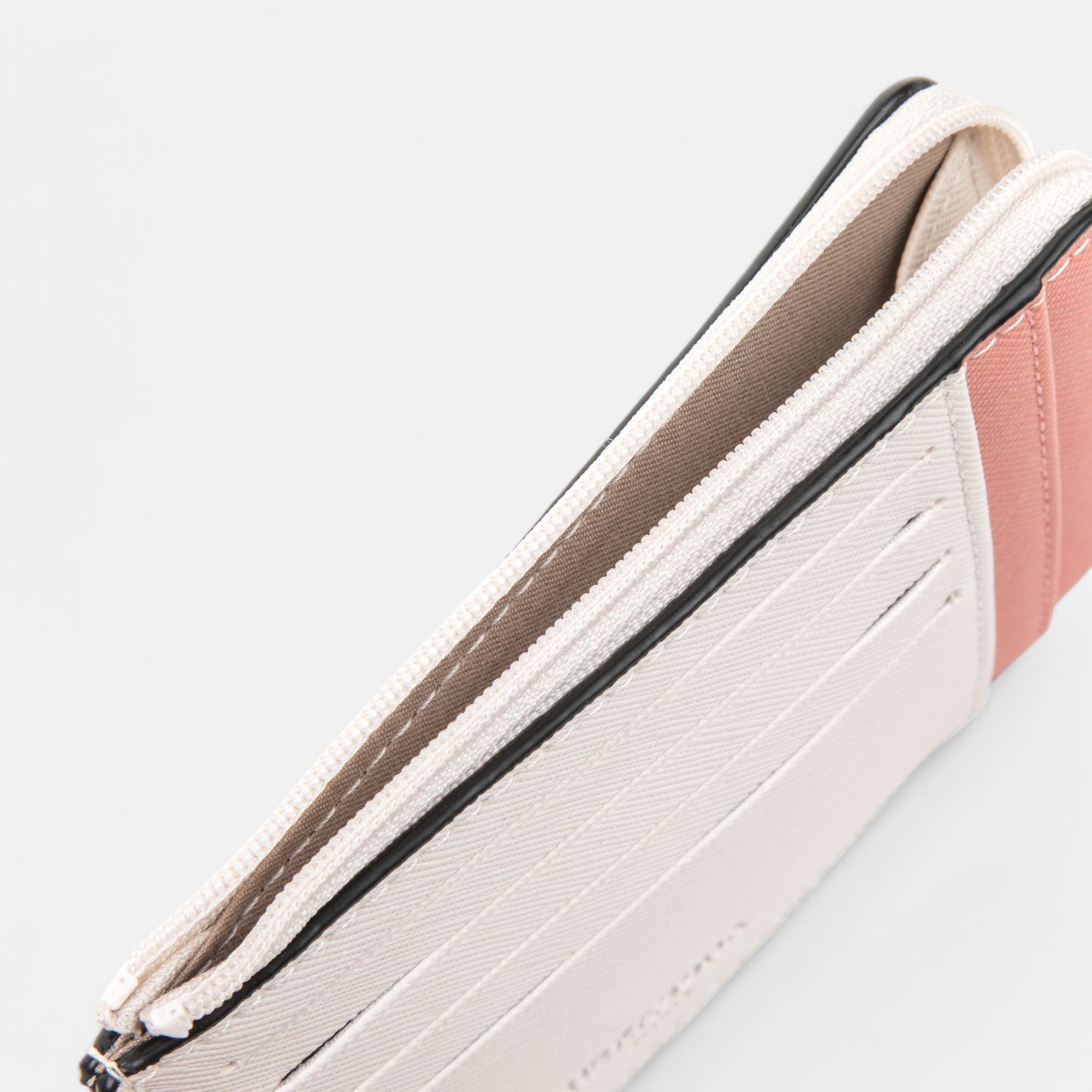 Petite maroquinerie rose
