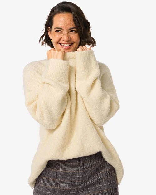 pull maillé bouclé pour femme blanc cassé