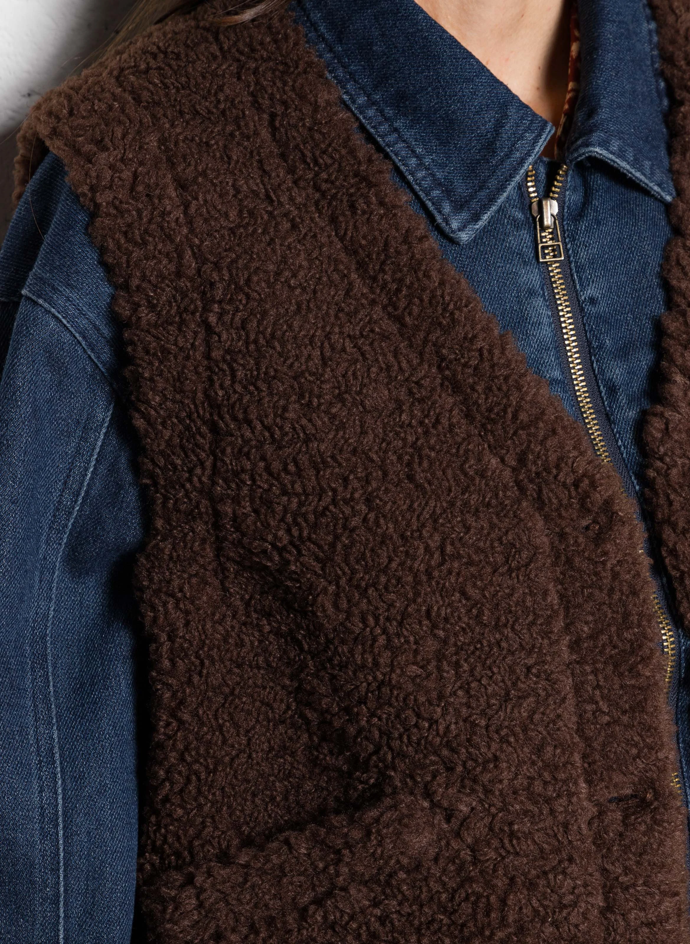 Veste courte droite à col V | Marron