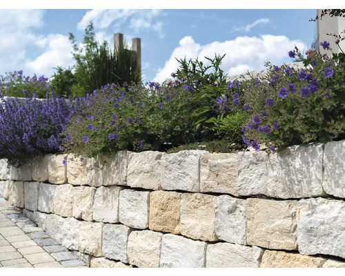 FLAIRSTONE wandsteen van Duitse Jurakalksteen, grijsgeel, 25/50 x 15/25 x 10/15 cm, PAL = 2 m² zichtbaar oppervlak