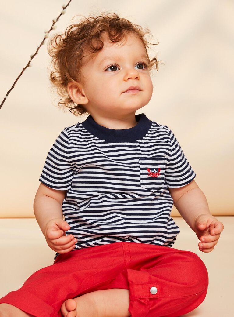 T-shirt à à rayures bleu marine et blanc en jersey