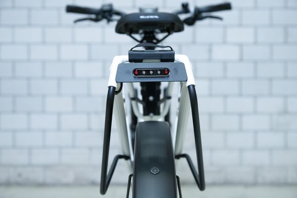 HOMAGE GT TOURING Crossover E-Bike  pearl white  54 CM