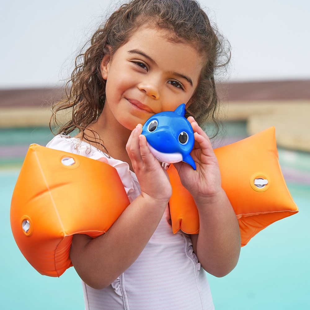 Baby Shark Sing- und Schwimm-Badespielzeug - Papa