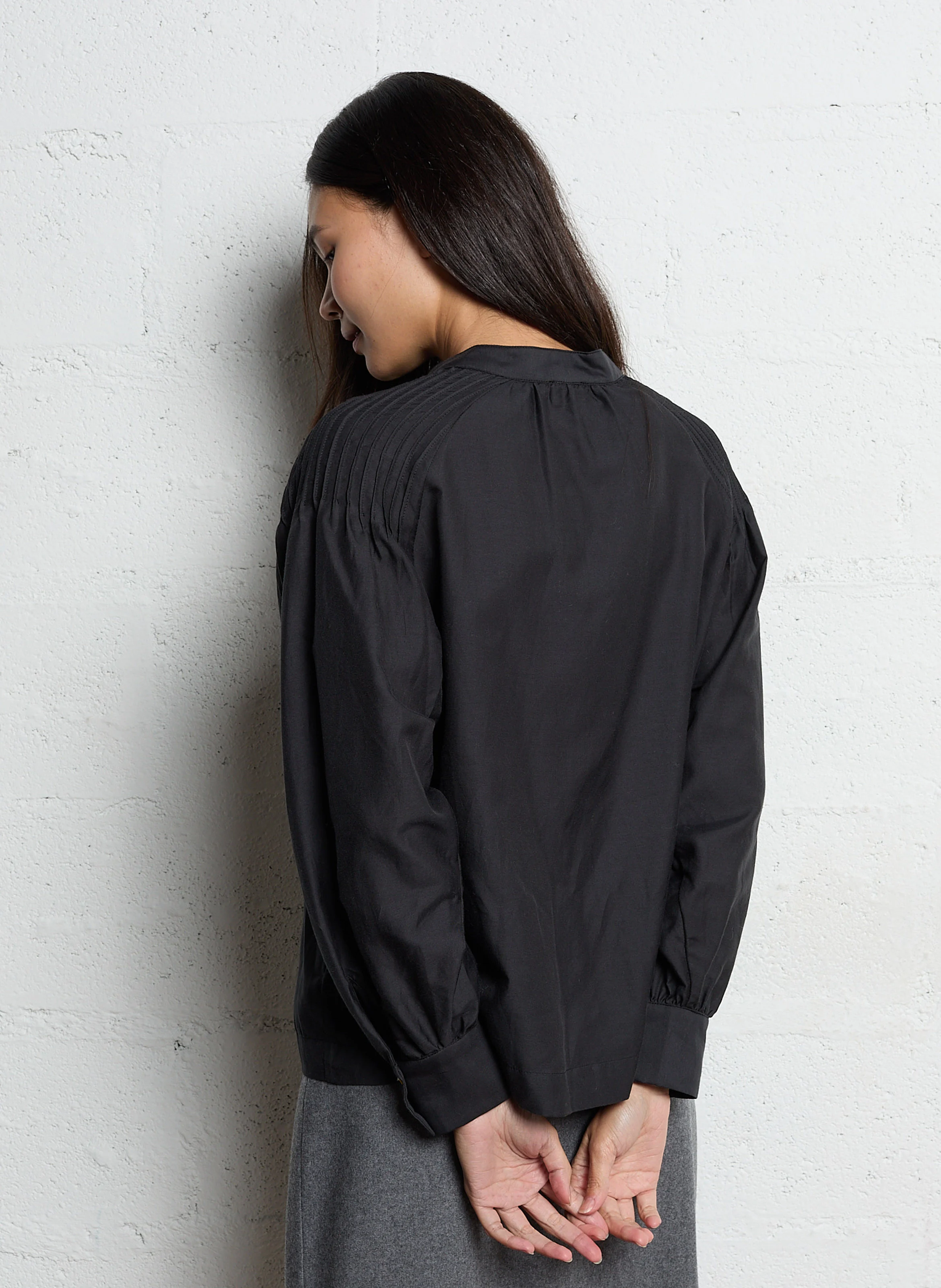 STUDETTA - Chemise col rond en coton mélangé | Noir