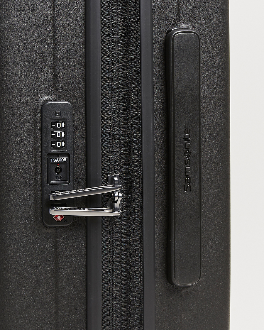 Samsonite Restackd Spinner Carry-On Black