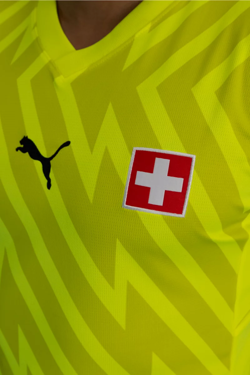 Puma Schweiz Replica Herren Torwarttrikot EM 2024 gelb
