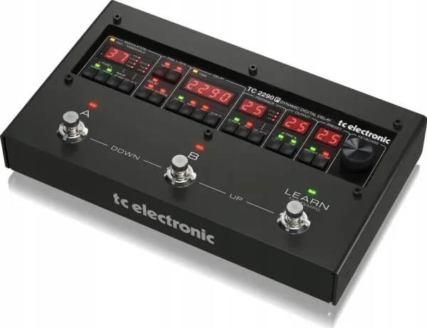 TC Electronic 2290 P DYNAMIC DIGITAL DEL Efekt typu delay/reverb